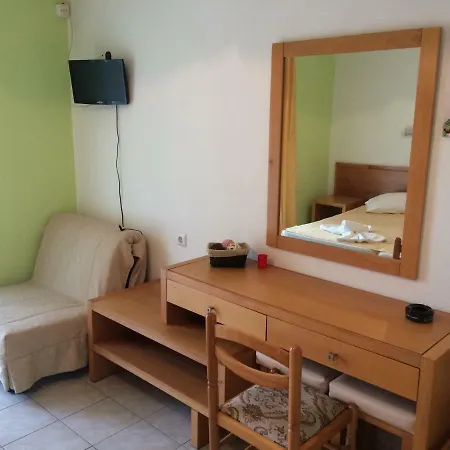 Periklis Апартаменты *